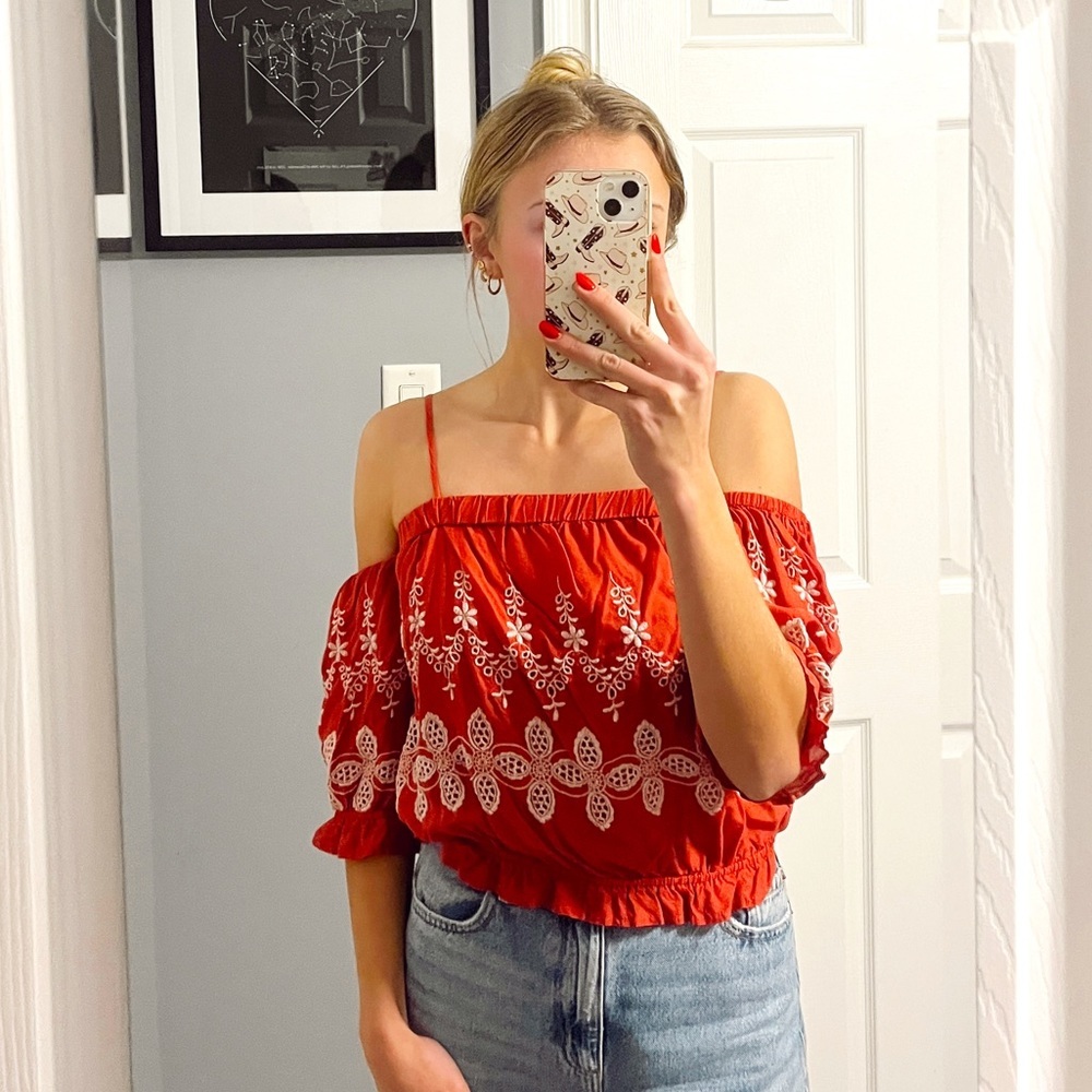 American Eagle Red & White Open Shoulder Embroidered Blouse